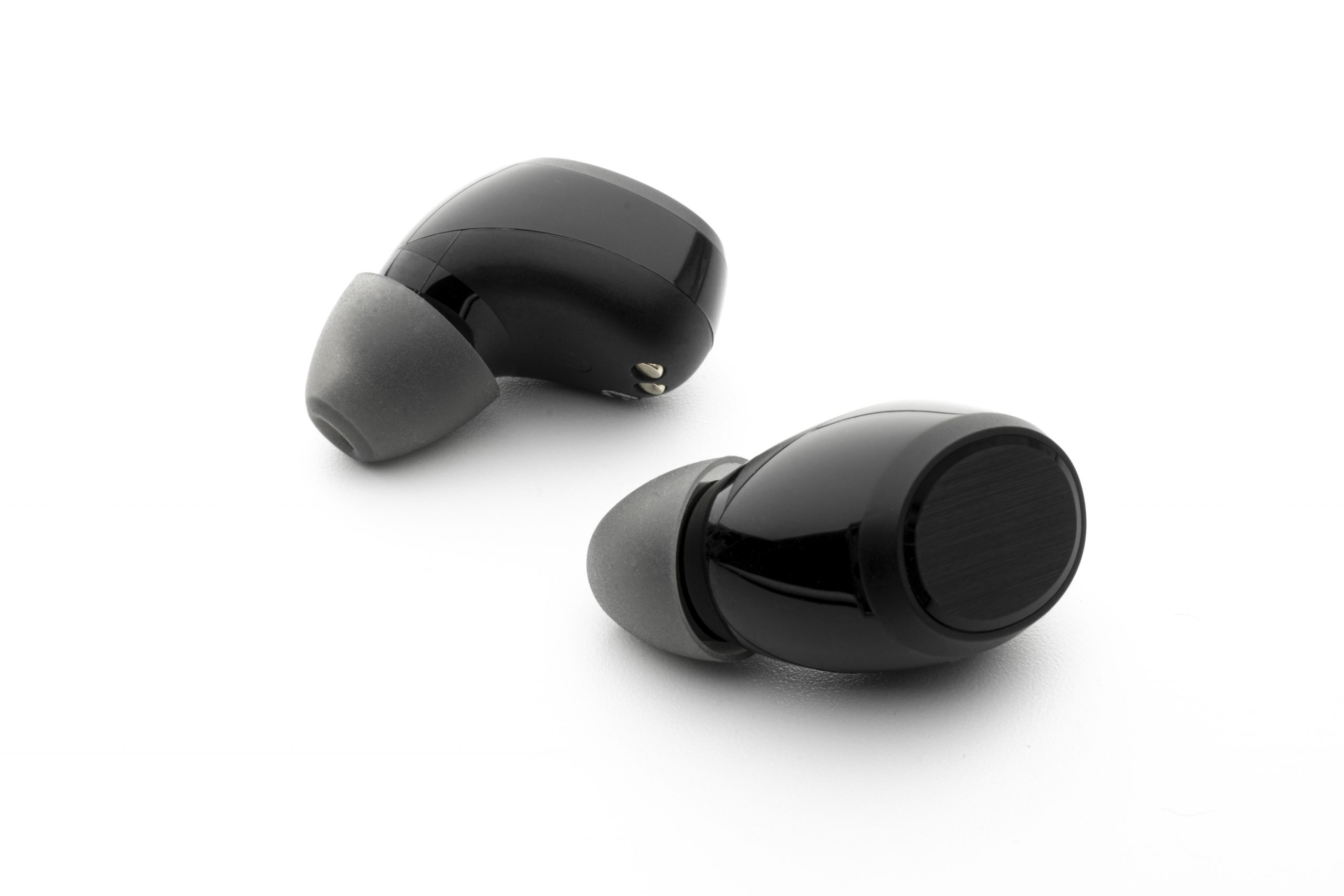 Brandcharger Aria T6S PRO earbuds on surface