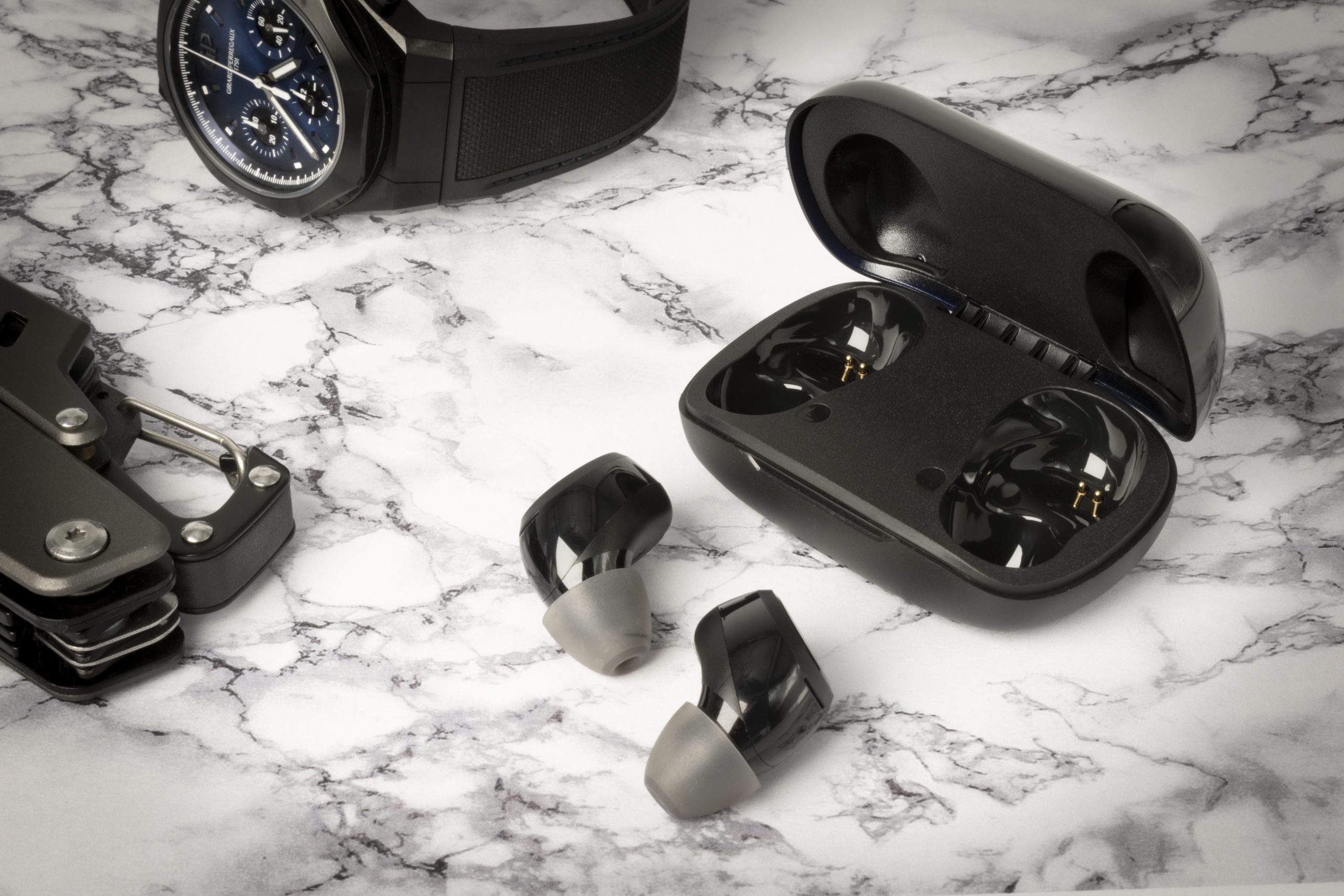 Brandcharger Aria T6S PRO marble table